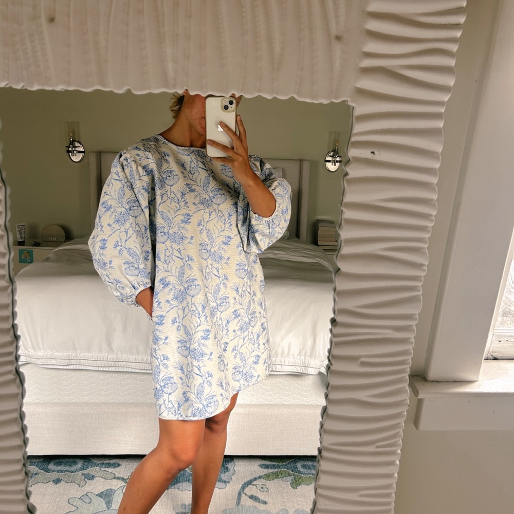 June Jacquard Puff Sleeve Round Neck Dress: Blue/Ivory